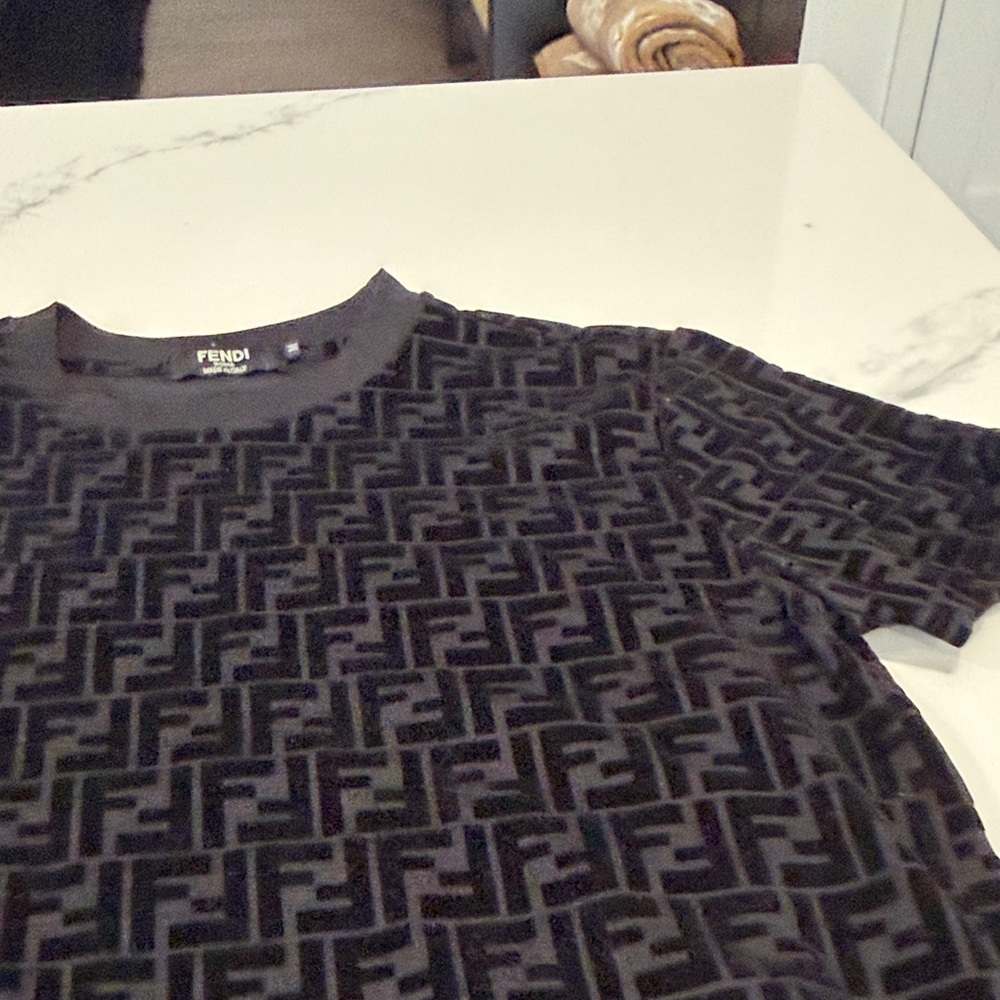 Fendi Black And Gray Patterned Tee - image 4